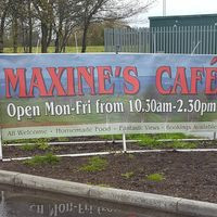 Maxine Cafe