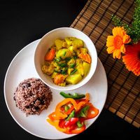 Fi Real Caribbean Vegan/vegetarian Cafe