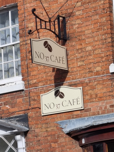 No. 37 Café
