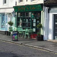 Jollys Irish Cafe