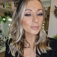 Stacey Crossley Make-up Artist